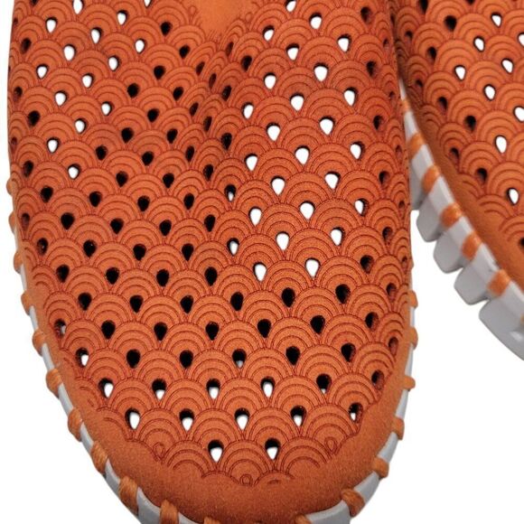 Ilse Jacobsen Loafer Tulip Shoe Women EUR 38 US 7-7.5 Perforated Orange Slip On - Picture 14 of 14